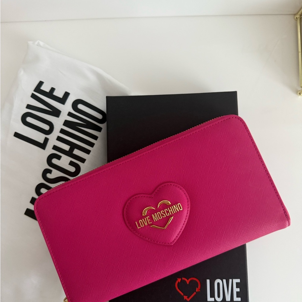 Love Moschino Pink Wallet Vibrant Leather Emblem